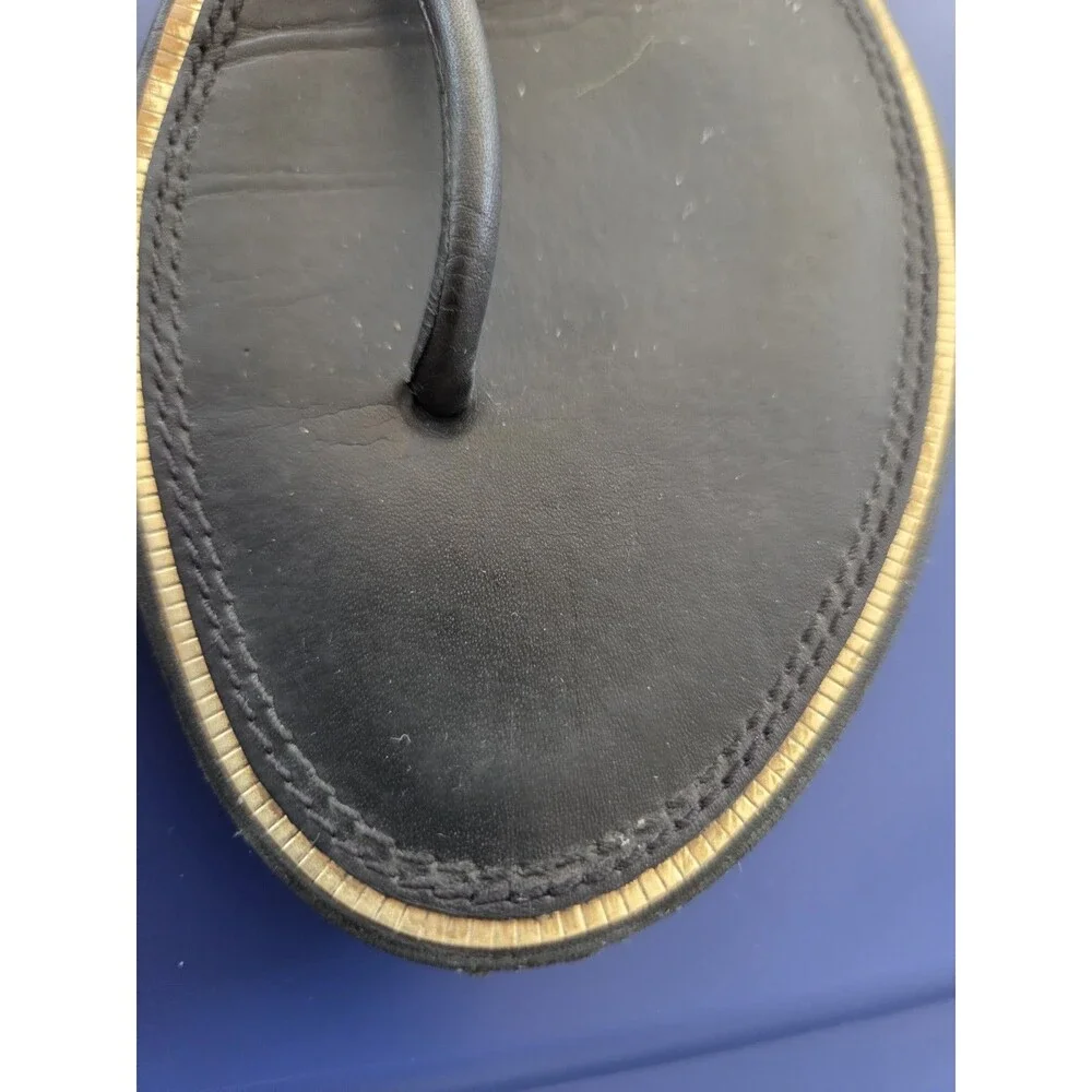 Tory Burch Women's 7M Leather Black  Emmy T-strap Sandal Gold Logo Flat Shoe - Picture 8 of 11